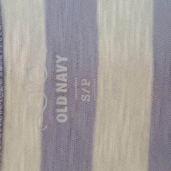 Old Navy Striped top. - Picture 4 of 5